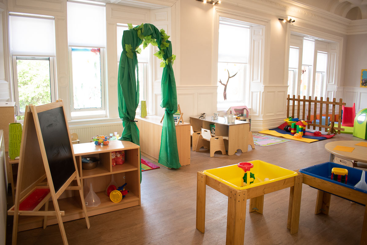 Airdrie Little Blossoms Green Apple Nursery Childcare and Nursery in Hamilton